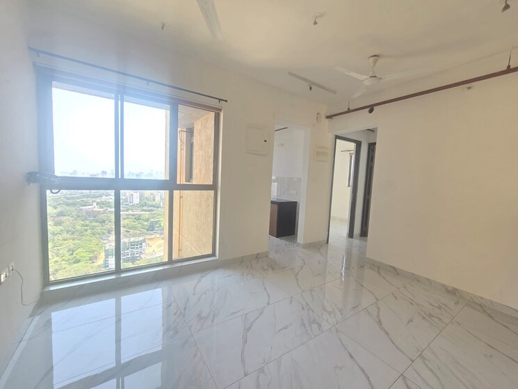 Room, dosti-west-county 1.5 Bedroom 560 Sq.Ft. Apartment In Balkum Pada Thane 9184845