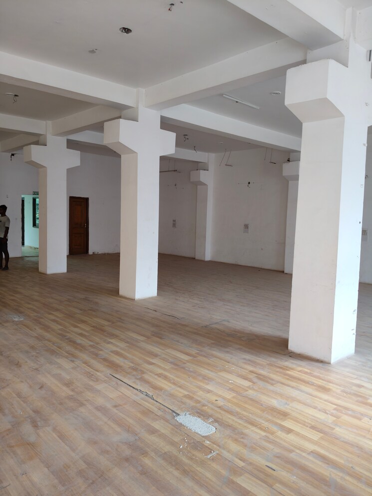 undefined, sector 83 Commercial Warehouse 6000 Sq.Yd. In Sector 83 Noida 9184877