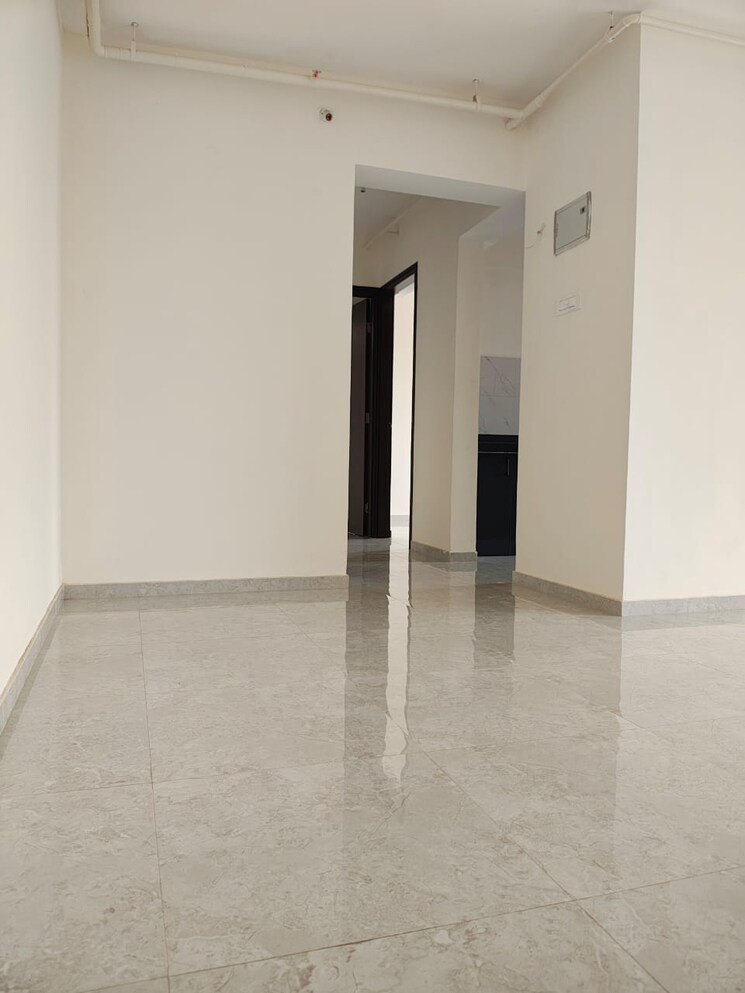 Room, shiddivinayak-society 2 Bedroom 750 Sq.Ft. Apartment In Vartak Nagar Thane 9184860
