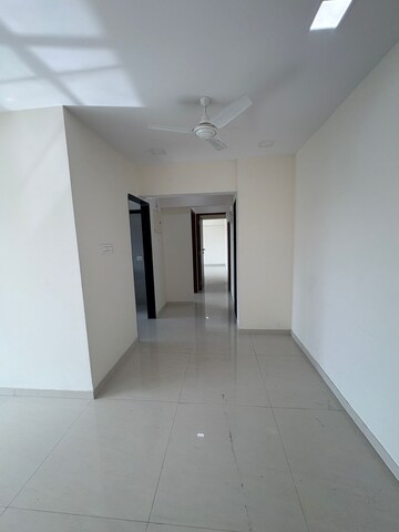 2 BHK Apartment For Rent in Dev Leo Tower, Oshiwara
