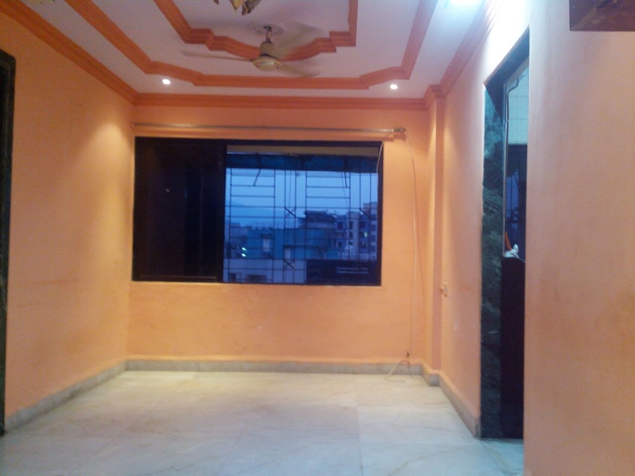 1 BHK + Study Room 430 Sq.Ft. Apartment in Rashmi Complex Teen Hath Naka