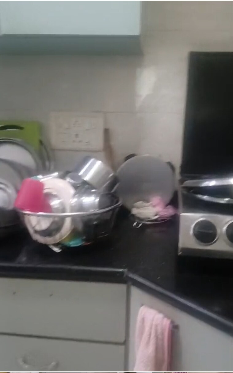 Kitchen, gurukripa-chs-dadar-west 1.5 Bedroom 600 Sq.Ft. Apartment In Dadar West Mumbai 9184887