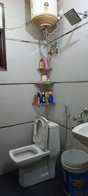 Furnished Amenities in 1 BHK Independent House at Chattarpur – for Sale