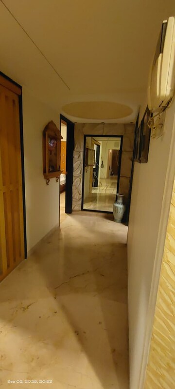  3 BHK Apartment at Khar West – for Rent