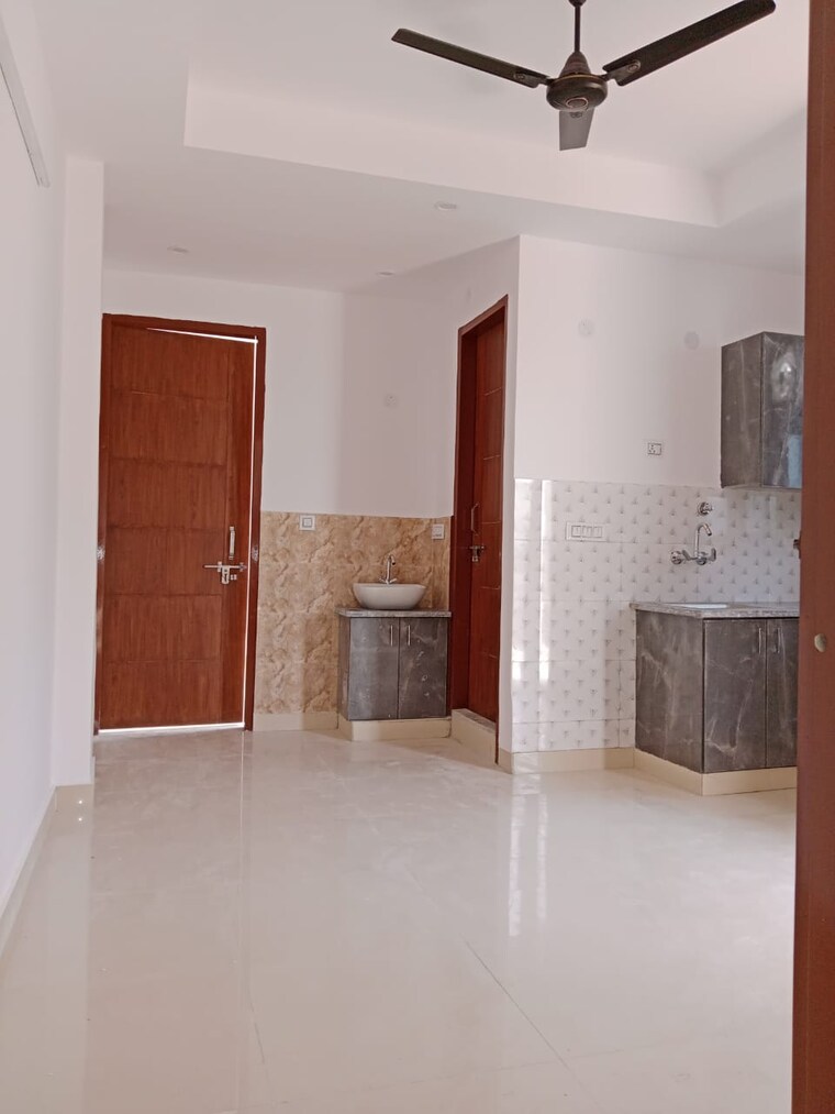 Room, neb sarai 1 Bedroom 450 Sq.Ft. Builder Floor In Neb Sarai Delhi 9184918