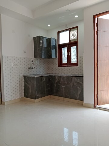 Room in 1 BHK Builder Floor at Neb Sarai – for Sale