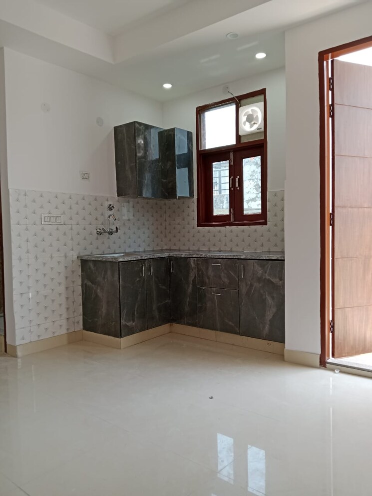 Room, neb sarai 1 Bedroom 450 Sq.Ft. Builder Floor In Neb Sarai Delhi 9184918
