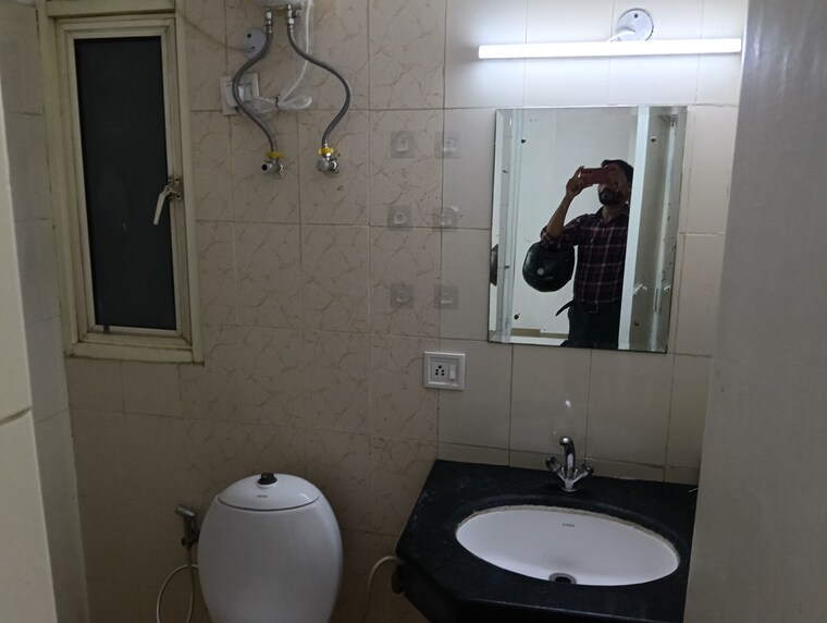Bathroom, today-ridge-residency 2 Bedroom 1075 Sq.Ft. Apartment In Sector 135 Noida 9184945
