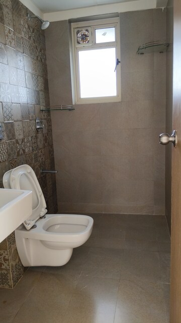 Bathroom in 2 BHK Apartment at Supreme Estia Phase 1, Baner – for Sale