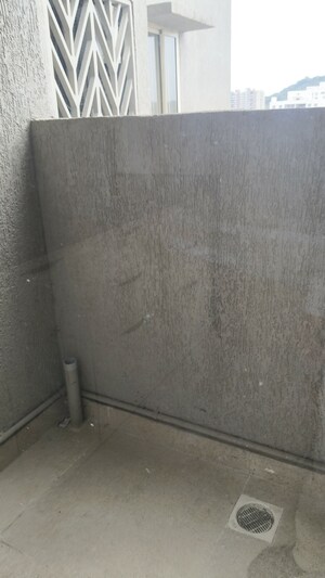 Room in 2 BHK Apartment at Supreme Estia Phase 1, Baner – for Sale