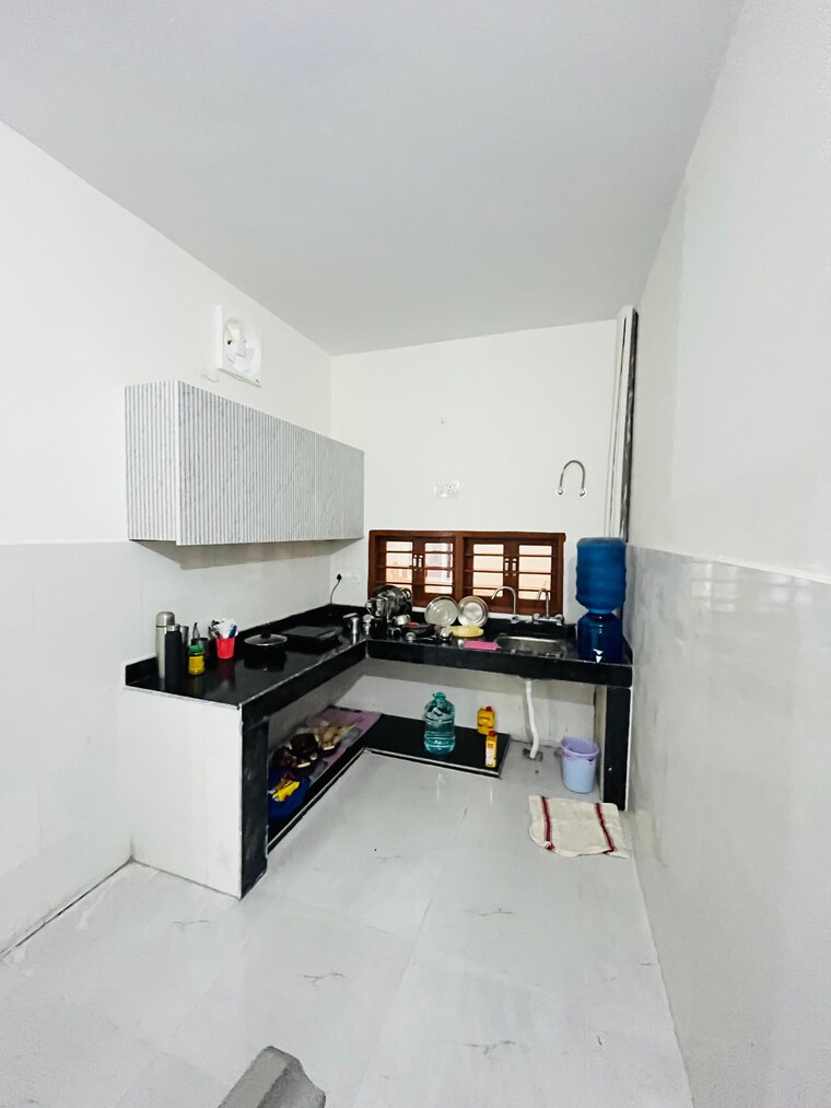 Kitchen, sector 39 2 Bedroom 1366 Sq.Ft. Builder Floor In Sector 39 Gurgaon 9184973