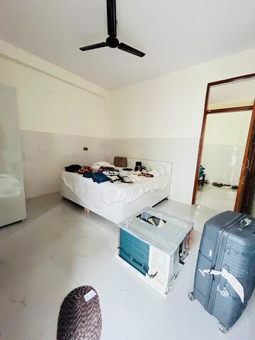 Team Area in 2 BHK Builder Floor at Sector 39 – for Rent