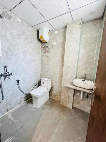 Bathroom in Studio Builder Floor at Sector 47 – for Rent