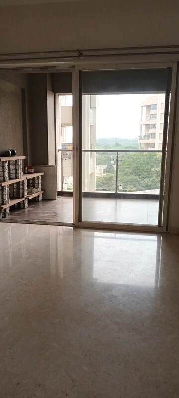 Parking in 3 BHK Apartment at Kolte Patil 24K Glitterati, Pimple Nilakh – for Rent