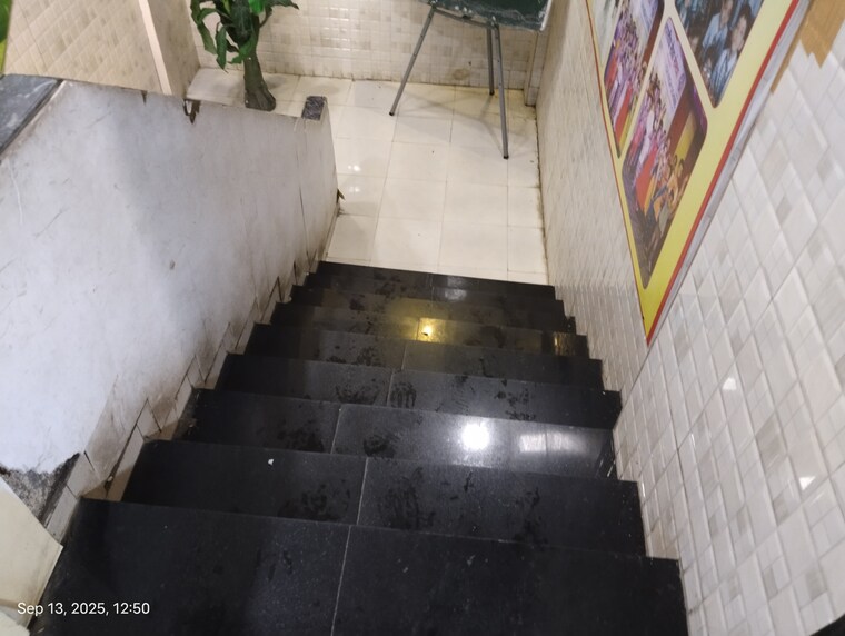 Kitchen, dew-berry Commercial Shop 2000 Sq.Ft. In Nalasopara West Palghar 9185028