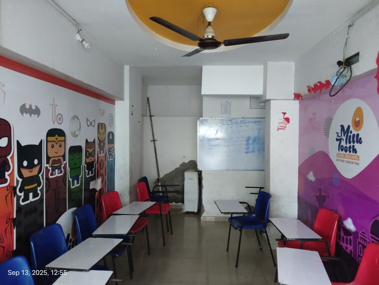Team Area, dew-berry Commercial Shop 2000 Sq.Ft. In Nalasopara West Palghar 9185028