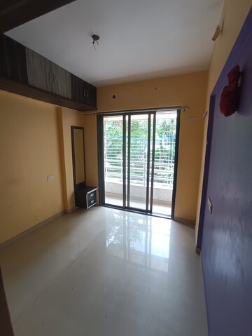 Room in 1 BHK Apartment at Mehta Amrut Pearl, Kalyan West – for Rent