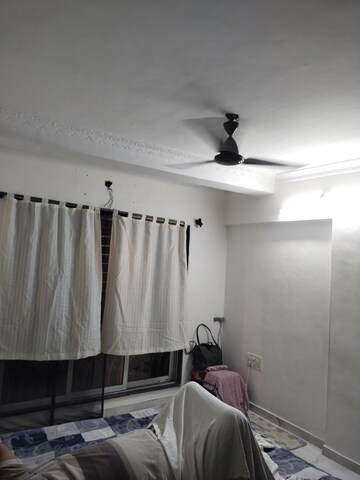Team Area in 1 BHK Apartment at Kurla East – for Rent