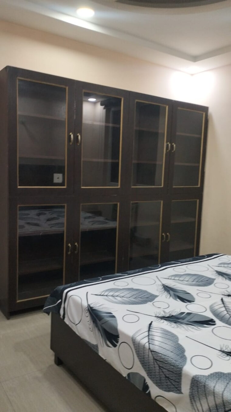 undefined, vip road 3 Bedroom 1650 Sq.Ft. Apartment In Vip Road Zirakpur 9185033