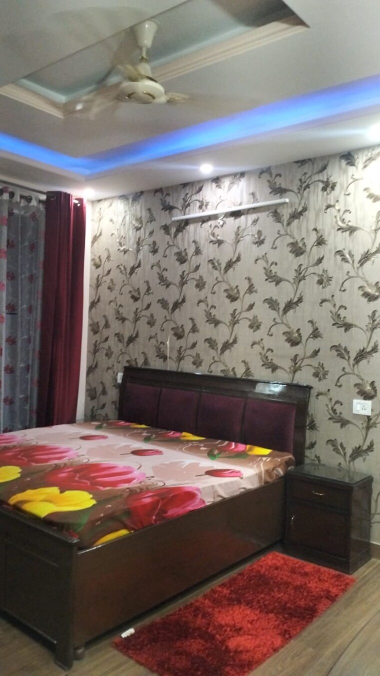 Bedroom, vip road 3 Bedroom 1650 Sq.Ft. Apartment In Vip Road Zirakpur 9185033