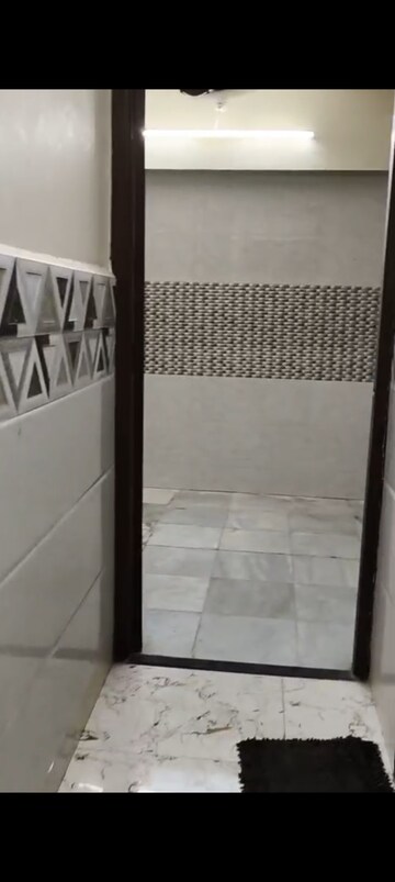 Bathroom in 1 BHK Apartment at Santacruz East – for Rent