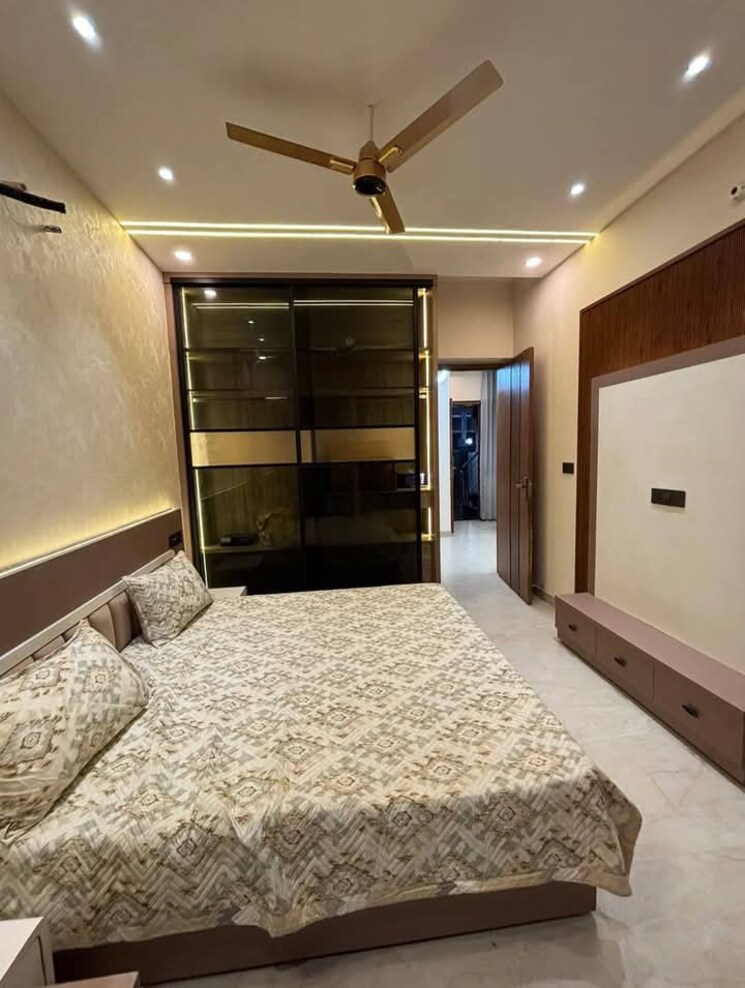 Bedroom, sector 124 4 Bedroom 114 Sq.Yd. Independent House In Sector 124 Mohali 9185080