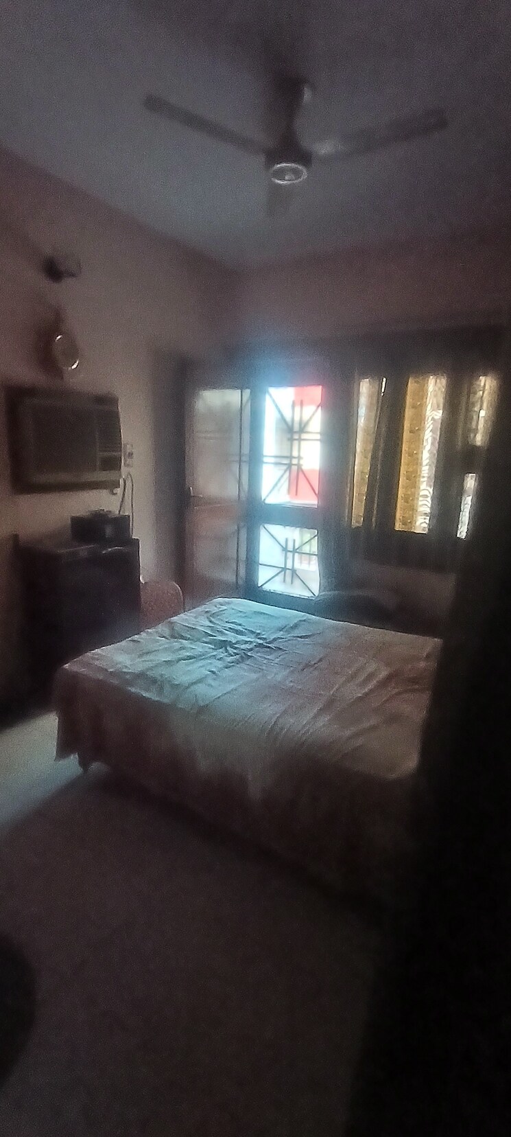 Bedroom, patparganj 3 Bedroom 1300 Sq.Ft. Apartment In Patparganj Delhi 9185079