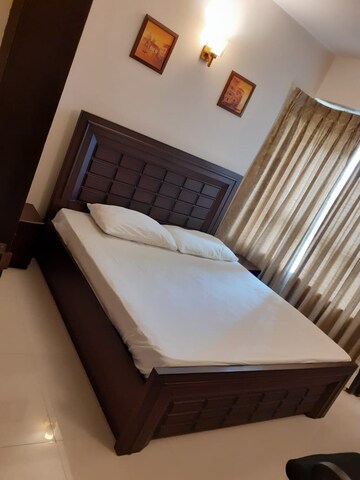 Furnished Amenities in 3 BHK Apartment at Adani Oyster Greens, Sector 102 – for Rent