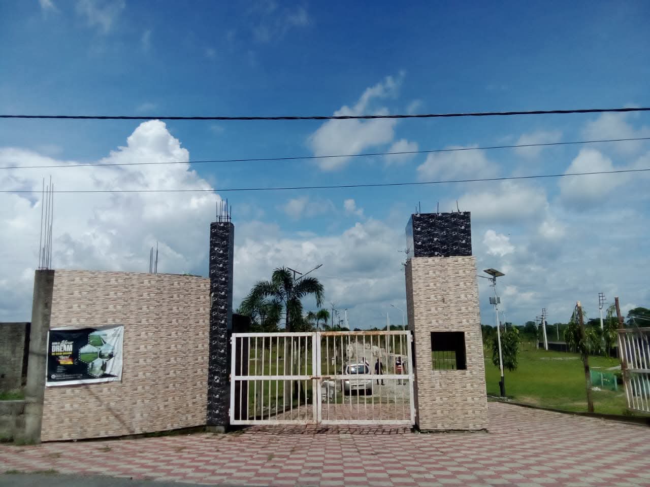 Plot For Sale in Om Tower Greater Noida