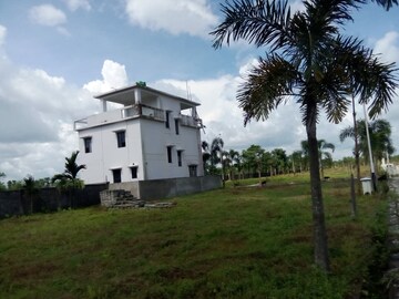  Plot – Exterior View View at Om Tower Greater Noida, Alpha 1 Greater Noida - for Sale