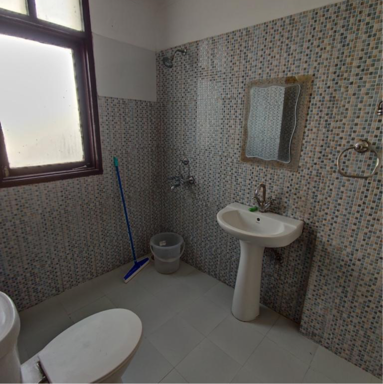 Bathroom, maya-garden-city 3 Bedroom 1852 Sq.Ft. Apartment In Nagla Road Zirakpur 9185120