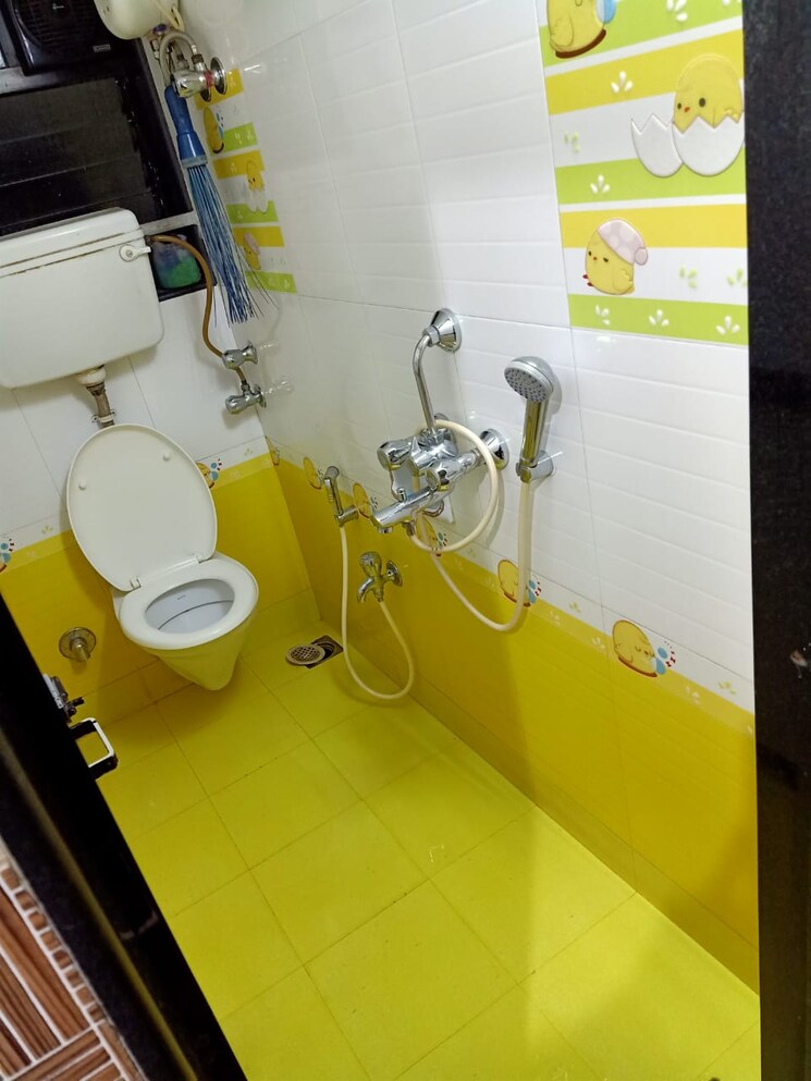 Team Area, dwarka-chs-borivali 1.5 Bedroom 750 Sq.Ft. Apartment In Borivali West Mumbai 9185126