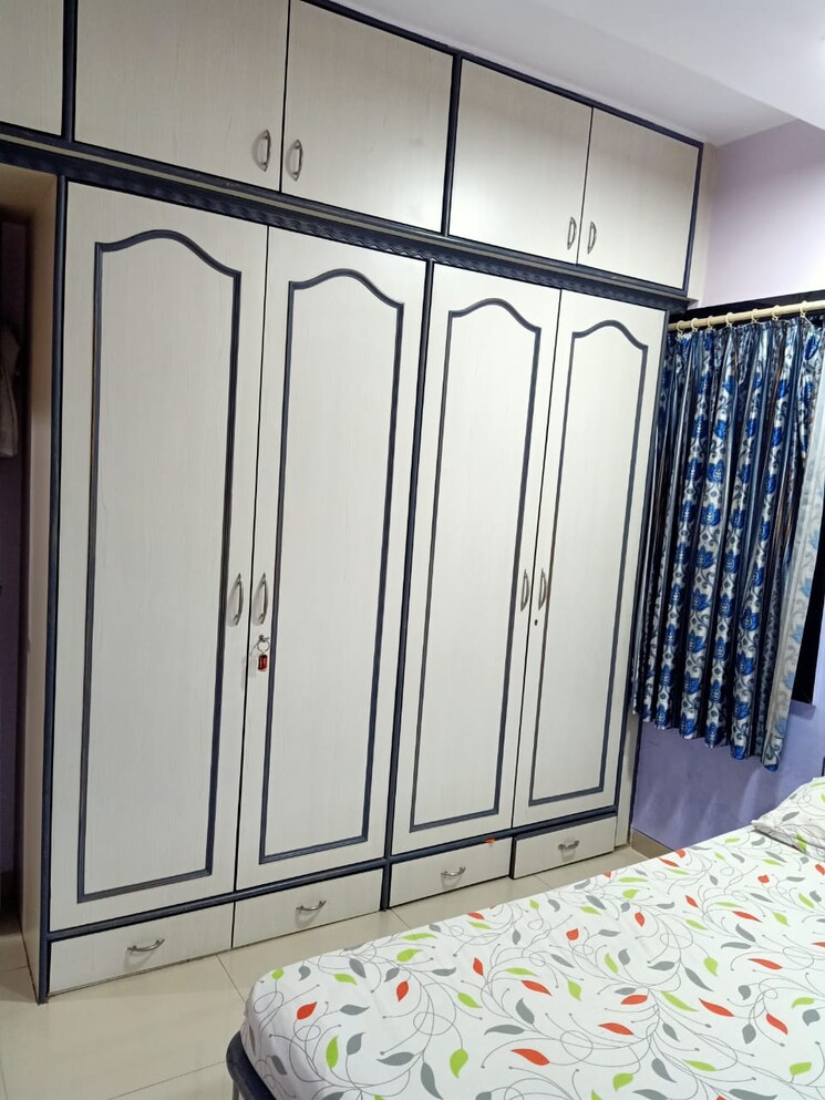 undefined, dwarka-chs-borivali 1.5 Bedroom 750 Sq.Ft. Apartment In Borivali West Mumbai 9185126