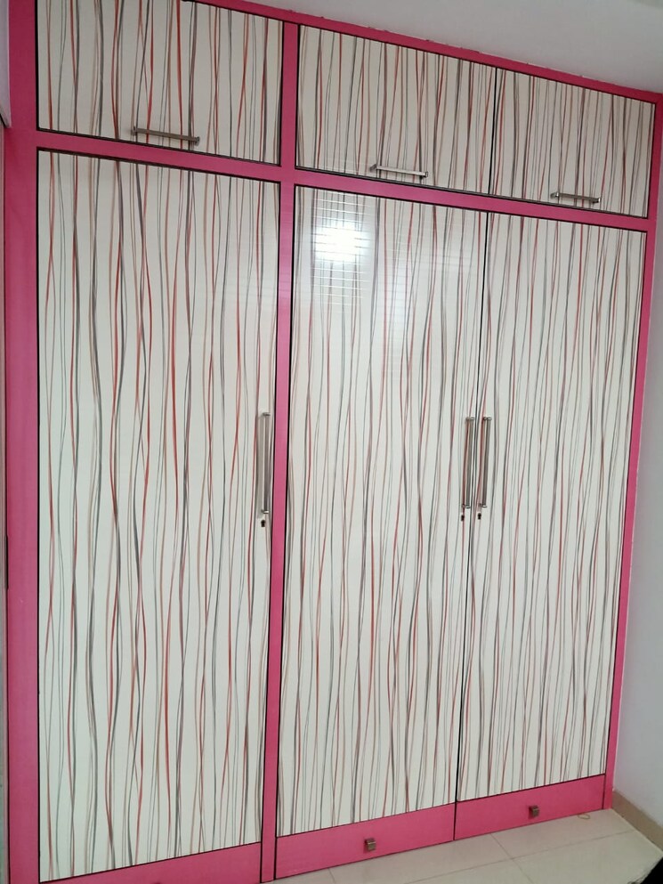 undefined, dwarka-chs-borivali 1.5 Bedroom 750 Sq.Ft. Apartment In Borivali West Mumbai 9185126