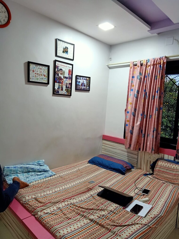 Bedroom, dwarka-chs-borivali 1.5 Bedroom 750 Sq.Ft. Apartment In Borivali West Mumbai 9185126