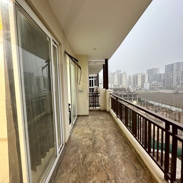 3 BHK Apartment For Rent in Green Valley Residencia, Nagla Road