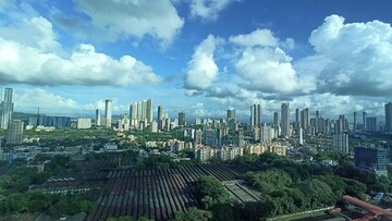  Office Space – Exterior View View at Sunshine Tower Dadar, Dadar West - for Rent