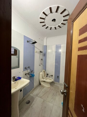 Bathroom in 3 BHK Builder Floor at Vasundhara Sector 12 – for Rent
