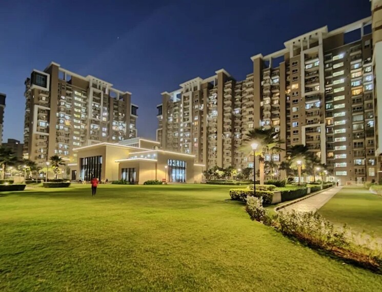 Exterior View, emaar-palm-gardens 3 Bedroom 1900 Sq.Ft. Apartment In Sector 83 Gurgaon 9185146