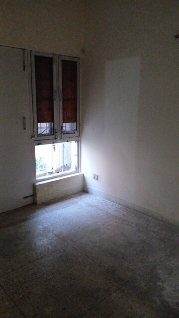 2 BHK Apartment For Rent in Srijan Apartments, Sector 62