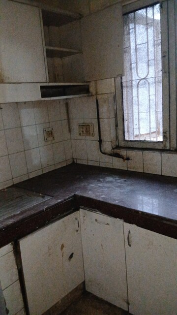 Staircase in 2 BHK Apartment at Srijan Apartments, Sector 62 – for Rent