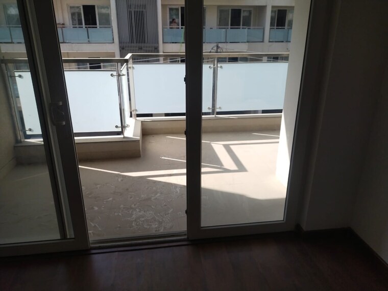 Room, dlf city phase 3 4 Bedroom 270 Sq.Yd. Builder Floor In Dlf City Phase 3 Gurgaon 9185162