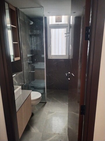 Bathroom in 4 BHK Builder Floor at Dlf City Phase 3 – for Rent