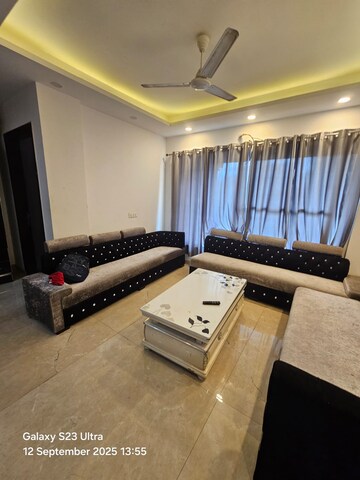 Living Room in 3 BHK Builder Floor at Sector 64 – for Rent