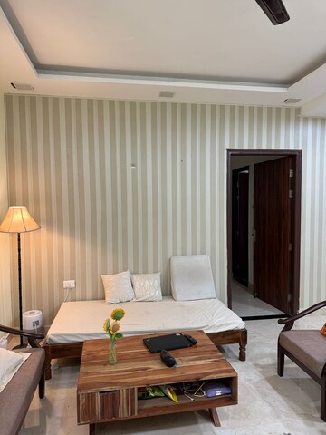 Living Room in 3 BHK Builder Floor at Sector 64 – for Rent