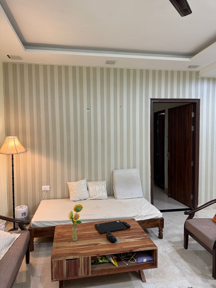 Living Room, sector 64 3 Bedroom 1800 Sq.Ft. Builder Floor In Sector 64 Gurgaon 9185161