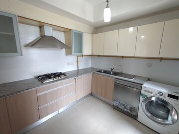 Kitchen in 3 BHK Builder Floor at Unitech South City II, Sector 50 – for Rent