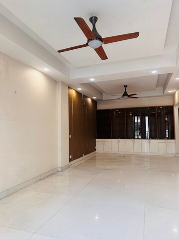 Living Room in 3 BHK Builder Floor at Sector 15 ii – for Rent