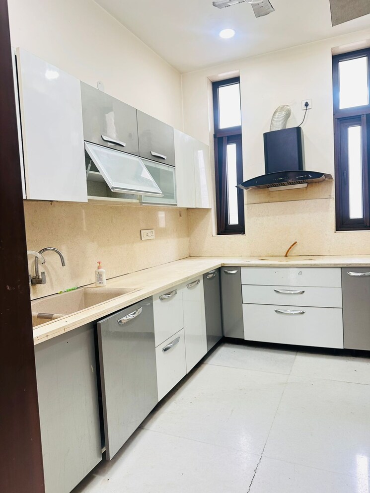 Kitchen, sector 15 ii 3 Bedroom 2200 Sq.Ft. Builder Floor In Sector 15 ii Gurgaon 9185172