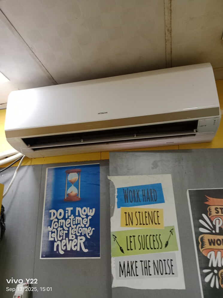 undefined, laxmi nagar Commercial Office Space 650 Sq.Ft. In Laxmi Nagar Delhi 9185176